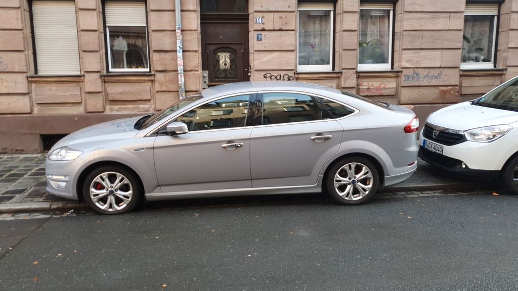 Ford Mondeo 108.000 km 8.200 &euro; Nürnberg 90429