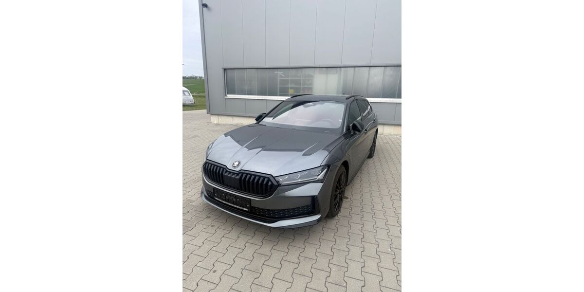 Skoda Superb 13.000 km 43.900 &euro; Eckental 90542