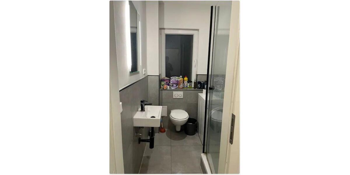 Etagenwohnung Nürnberg Gleißhammer - 4 Zimmer, 12 m&sup2;, 400&euro; | Angebot:26630839