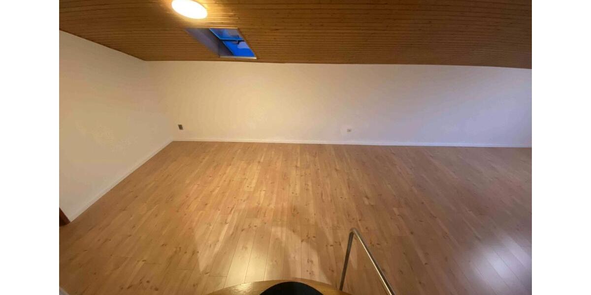 Etagenwohnung Aurachtal - 3 Zimmer, 105 m&sup2;, 900&euro; | Angebot:26022265