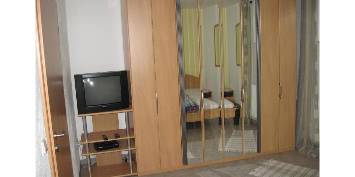 Etagenwohnung Pyrbaum - 2 Zimmer, 50 m&sup2;, 350&euro; | Angebot:26618020