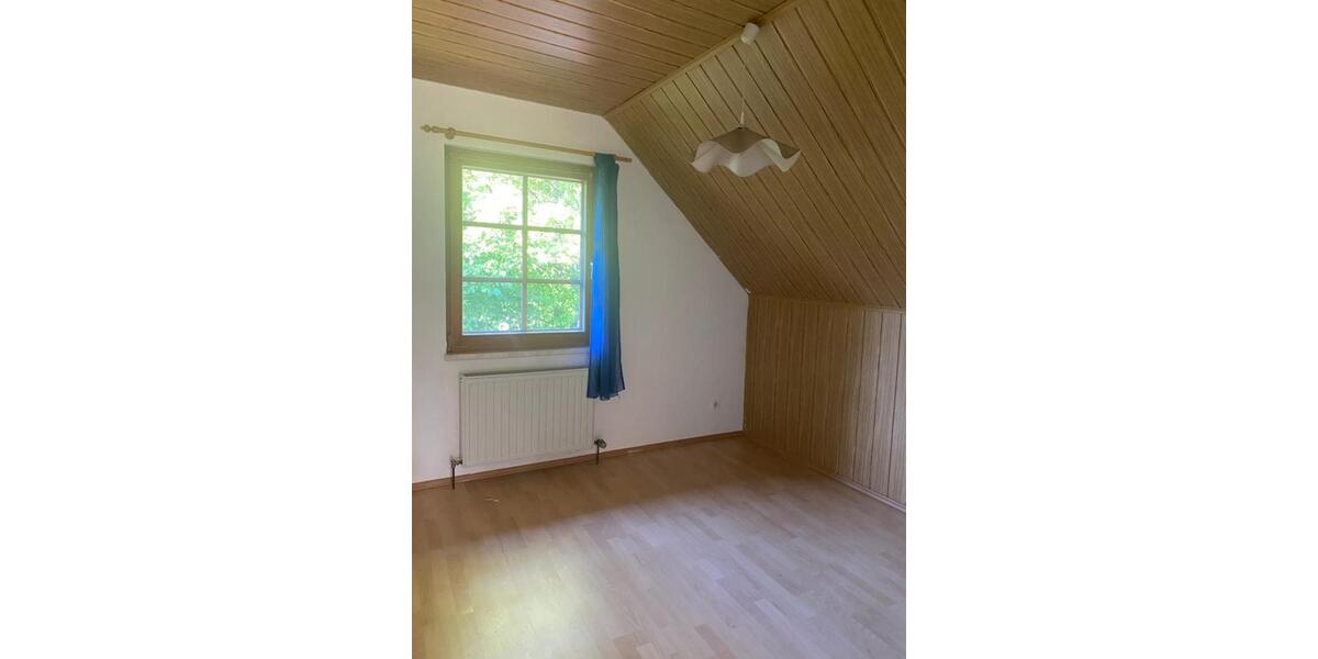 Etagenwohnung Bruckberg - 3 Zimmer, 75 m&sup2;, 150.000&euro; | Angebot:24812677