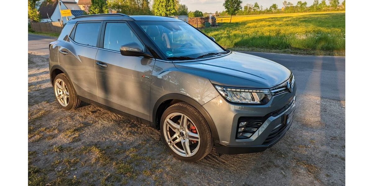SsangYong Tivoli 9.200 km 14.000 &euro; Lonnerstadt 91475
