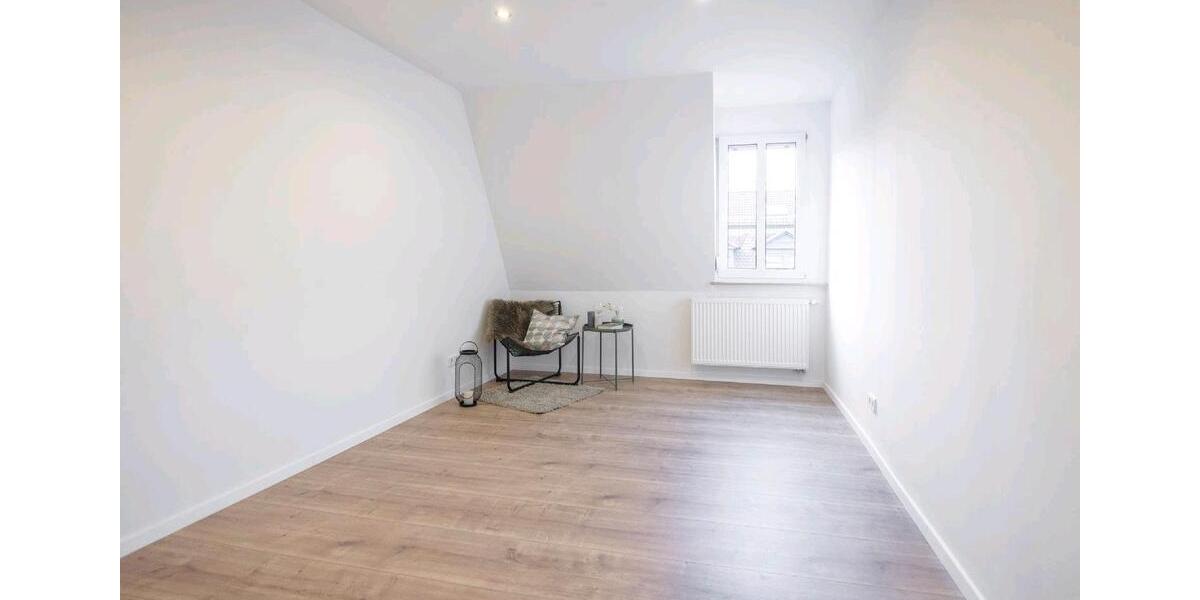 Etagenwohnung Nürnberg Sankt Leonhard - 4 Zimmer, 105 m&sup2;, 369.000&euro; | Angebot:26223967