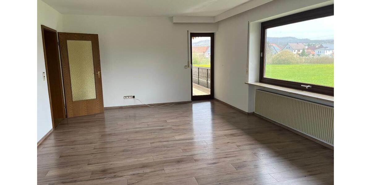 Etagenwohnung Forchheim - 4 Zimmer, 107 m&sup2;, 960&euro; | Angebot:25299680