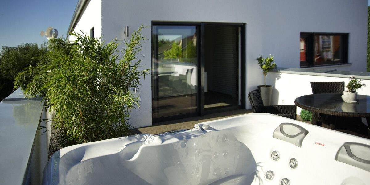 Einfamilienhaus Roth - 7 Zimmer, 239 m&sup2;, 698.000&euro; | Angebot:25681341