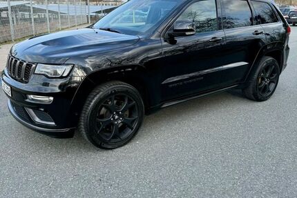 Jeep Grand Cherokee 187.400 km 27.900 &euro; Fürth 90766