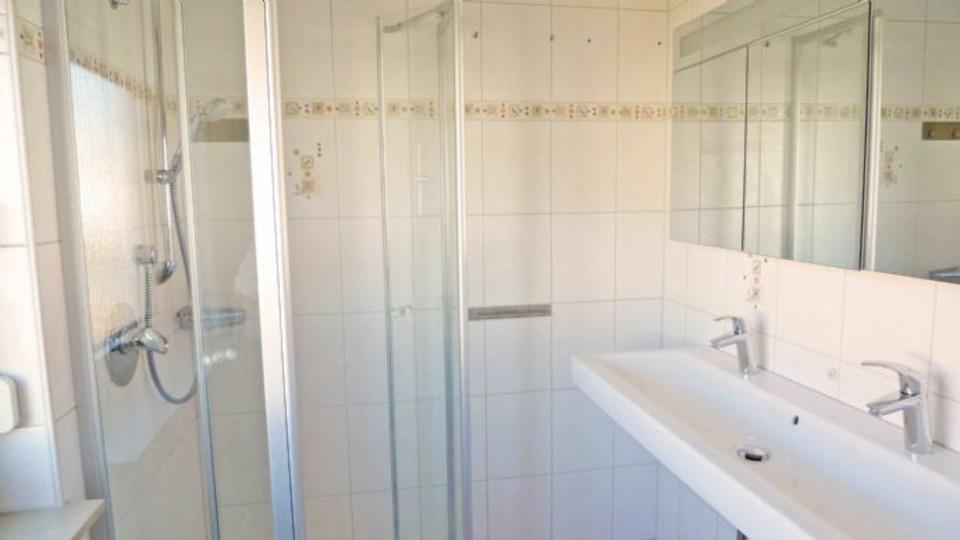 Reihenhaus Schwanstetten - 5 Zimmer, 126 m&sup2;, 480.000&euro; | Angebot:25838079