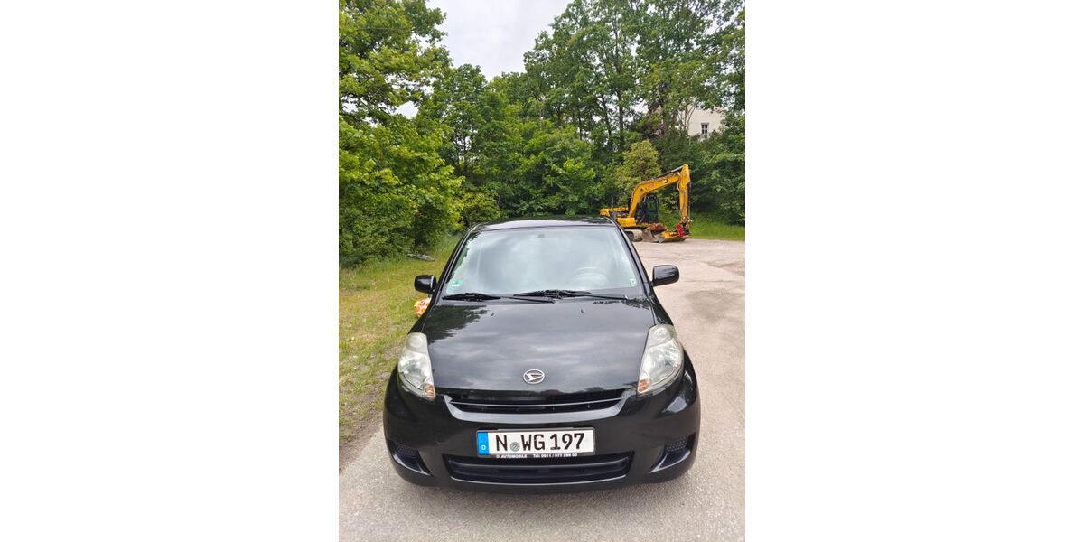 Daihatsu Sirion 185.000 km 2.299 &euro; Nürnberg 90402