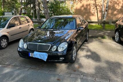Mercedes-Benz E 200 265.000 km 4.500 &euro; Erlangen 91056