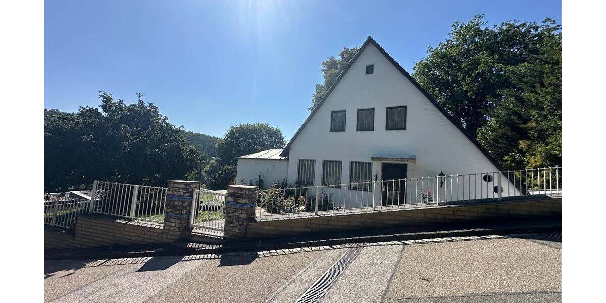 Einfamilienhaus Burgthann - 5 Zimmer, 160 m&sup2;, 699.000&euro; | Angebot:25689603