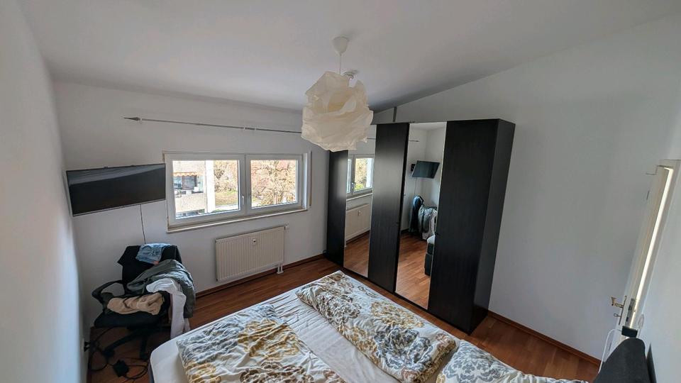 Dachgeschoßwohnung Fürth Atzenhof - 2 Zimmer, 71 m&sup2;, 890&euro; | Angebot:25639638