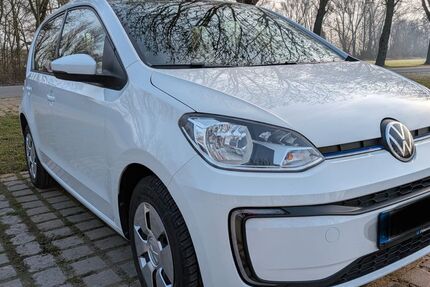 VW e-up! 36.000 km 12.600 &euro; Erlangen 91054