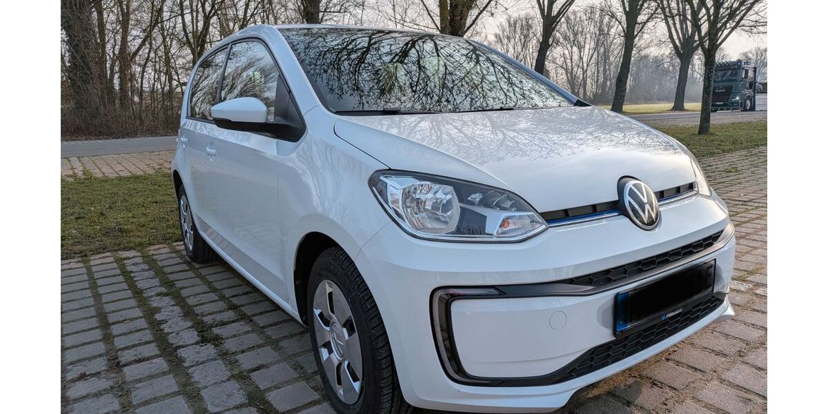 VW e-up! 36.000 km 13.600 &euro; Erlangen 91054