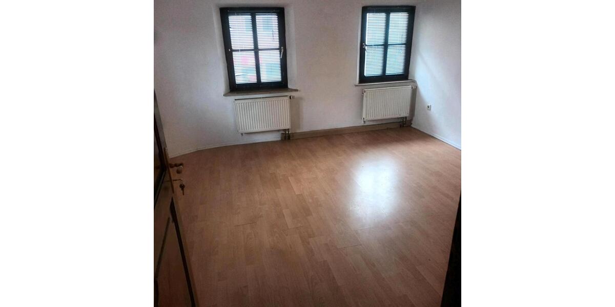 Einfamilienhaus Fürth Eigenes Heim - 5 Zimmer, 180 m&sup2;, 1.800&euro; | Angebot:25337798