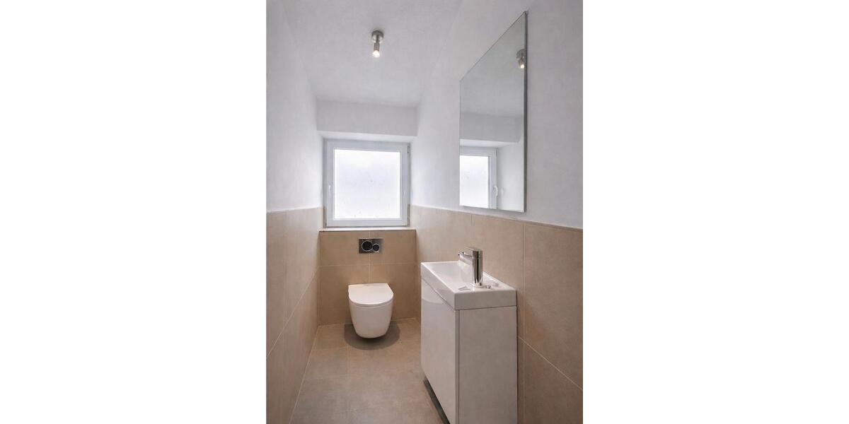 Etagenwohnung Oberasbach - 4 Zimmer, 120 m&sup2;, 1.650&euro; | Angebot:26608636