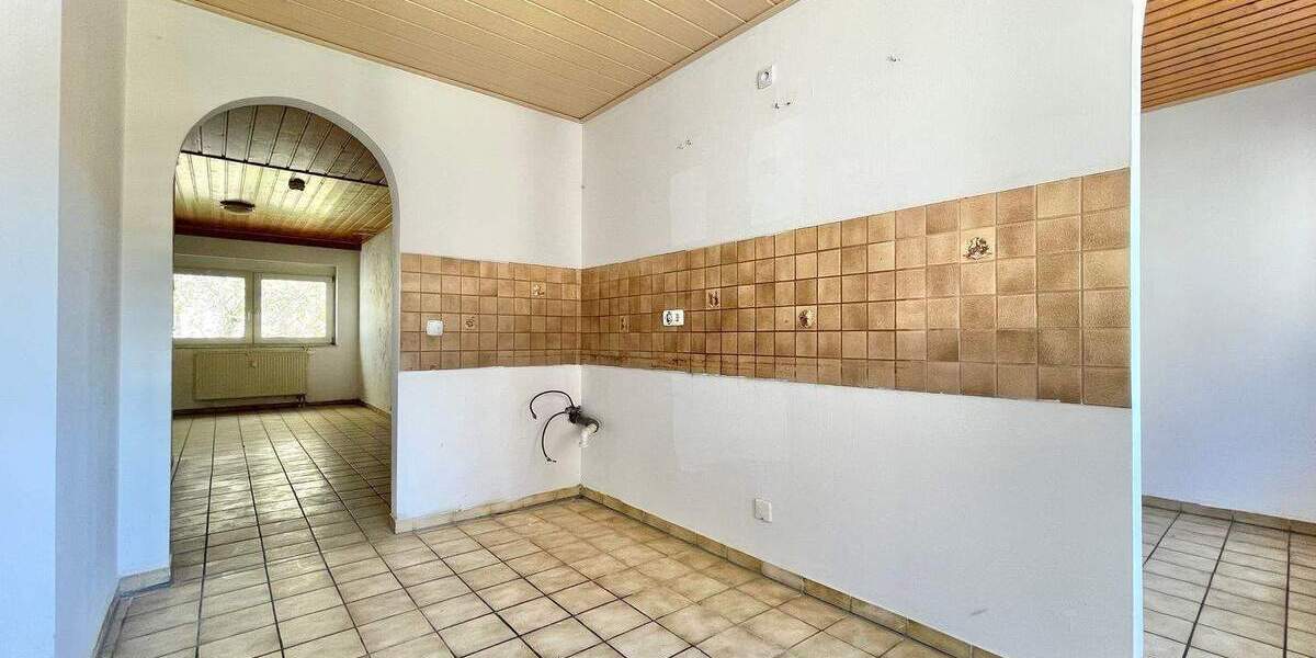 Etagenwohnung Fürth Südstadt - 4 Zimmer, 51 m&sup2;, 178.000&euro; | Angebot:25728477