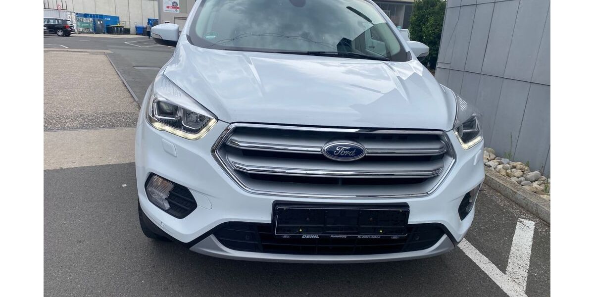 Ford Kuga 152.000 km 12.900 &euro; Nürnberg 90431