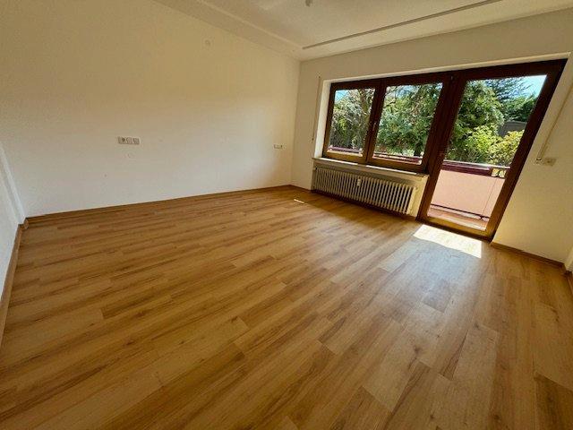 Erdgeschoßwohnung Neustadt an der Aisch - 4 Zimmer, 120 m&sup2;, 1.115&euro; | Angebot:26610730