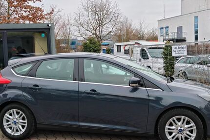 Ford Focus 232.000 km 3.690 &euro; Nürnberg 90427