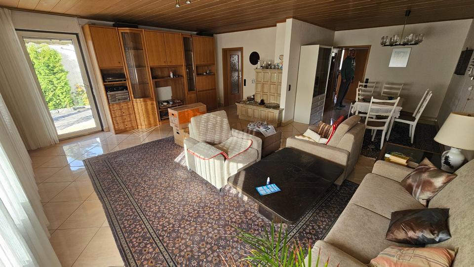 Einfamilienhaus Erlangen Bruck - 7 Zimmer, 140 m&sup2;, 1.850&euro; | Angebot:25895293