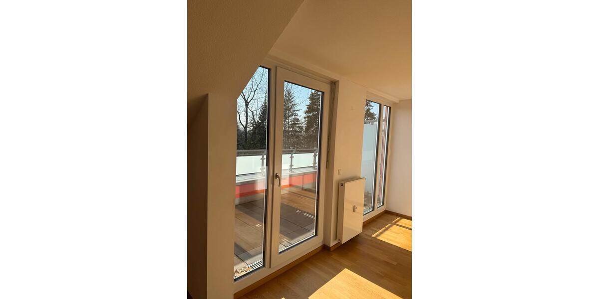 Dachgeschoßwohnung Erlangen Bruck - 3 Zimmer, 76 m&sup2;, 1.000&euro; | Angebot:25451242