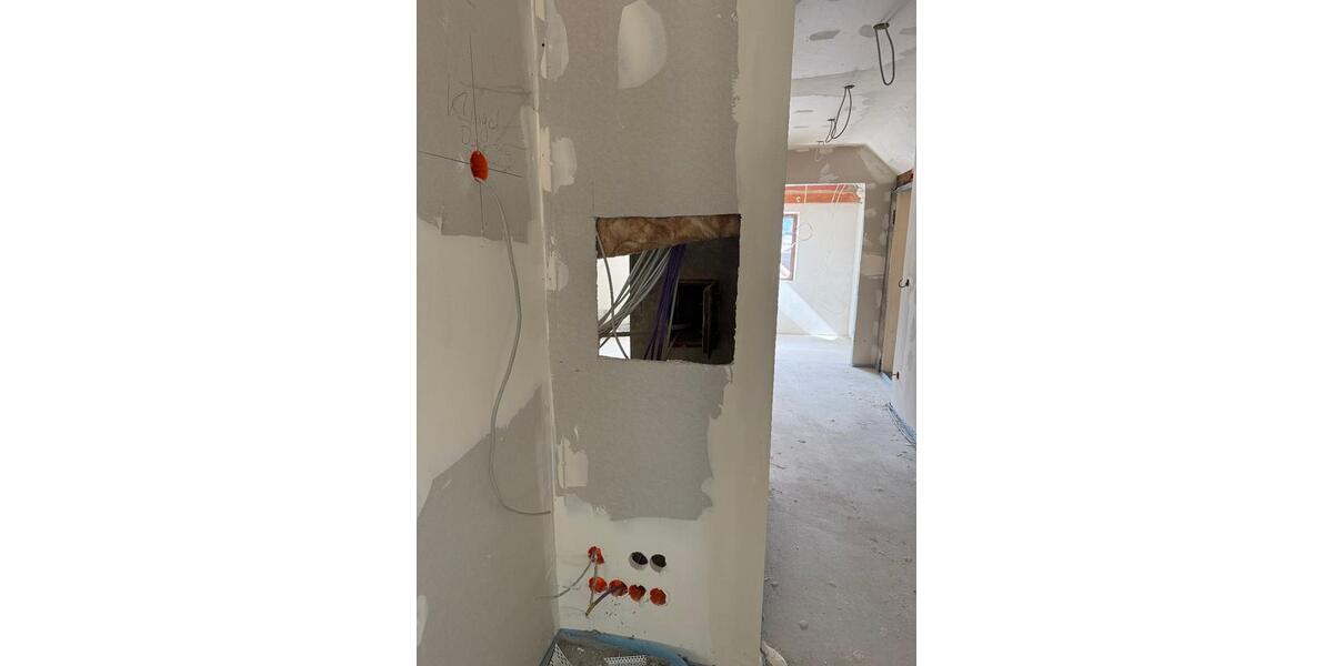 Dachgeschoßwohnung Simmelsdorf - 4.5 Zimmer, 80 m&sup2;, 240.000&euro; | Angebot:25902273