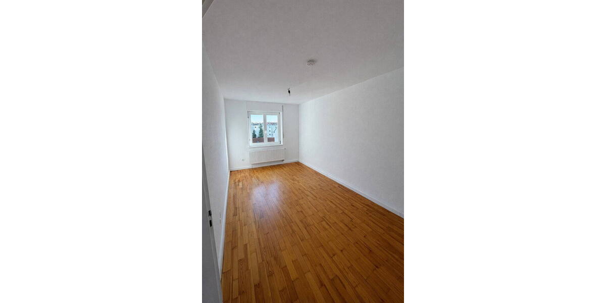 Etagenwohnung Nürnberg St Johannis - 4 Zimmer, 119 m&sup2;, 1.595&euro; | Angebot:25992811