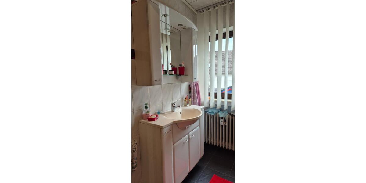 Etagenwohnung Leinburg - 3 Zimmer, 87 m&sup2;, 890&euro; | Angebot:25711945