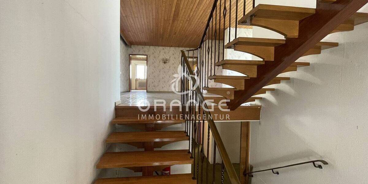 Bungalow Fürth Innenstadt - 7 Zimmer, 240 m&sup2;, 899.000&euro; | Angebot:25957283