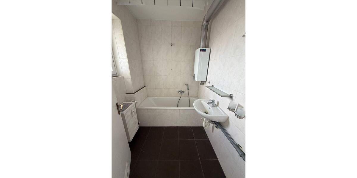 Etagenwohnung Fürth Hardhöhe - 3 Zimmer, 82 m&sup2;, 250.000&euro; | Angebot:25705660