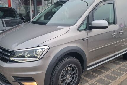 VW Caddy 112.900 km 21.300 &euro; Nürnberg 90431
