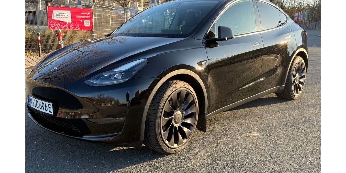 Tesla Model Y 32.000 km 39.500 &euro; Nürnberg 90455