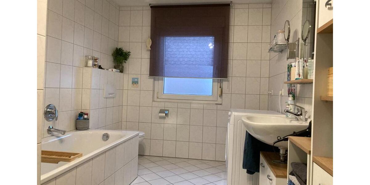 Etagenwohnung Forchheim - 2 Zimmer, 82 m&sup2;, 680&euro; | Angebot:24774978