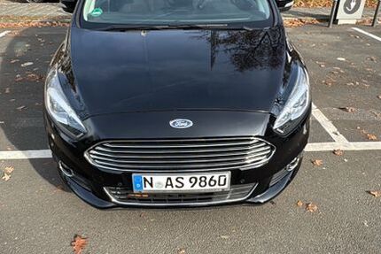 Ford S-Max 150.000 km 14.800 &euro; Feucht 90537
