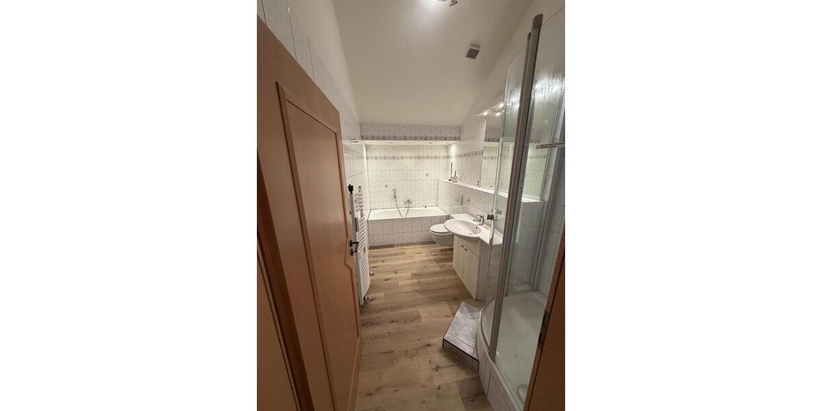 Loft - Studio - Atelier Buckenhof - 4 Zimmer, 151 m&sup2;, 1.820&euro; | Angebot:25455833