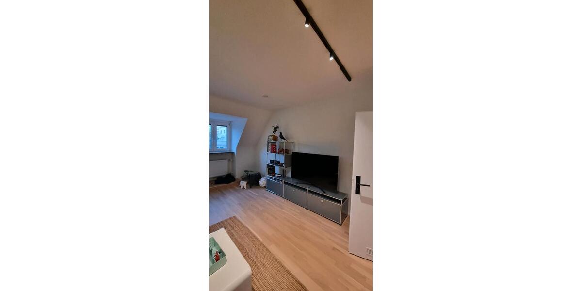 Dachgeschoßwohnung Nürnberg Kleinweidenmühle - 3 Zimmer, 68 m&sup2;, 349.000&euro; | Angebot:26458924