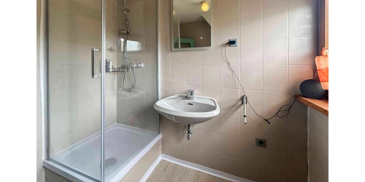 Einfamilienhaus Büchenbach - 8 Zimmer, 238 m&sup2;, 450.000&euro; | Angebot:26003419