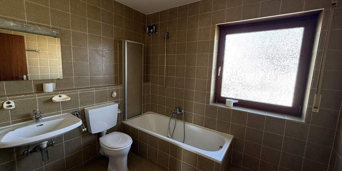 Doppelhaushälfte Höchstadt a.d.Aisch Höchstadt - 4 Zimmer, 102 m&sup2;, 330.000&euro; | Angebot:25696326