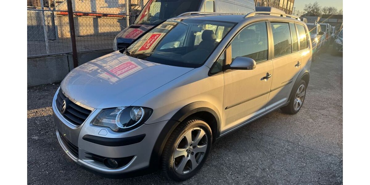 VW Touran 350.000 km 4.450 &euro; Fürth 90763