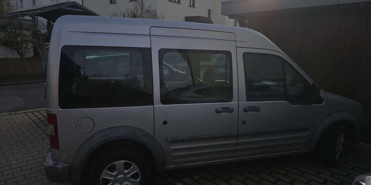 Ford Transit Connect 237.000 km 3.600 &euro; Herzogenaurach 91074