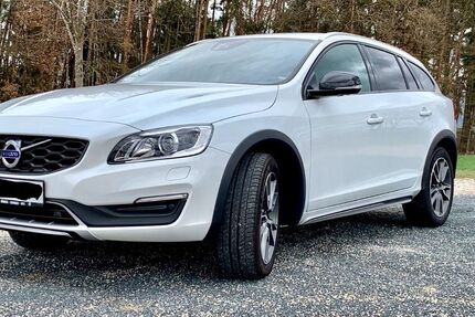 Volvo V60 Cross Country 198.000 km 15.990 &euro; Neuendettelsau 91564