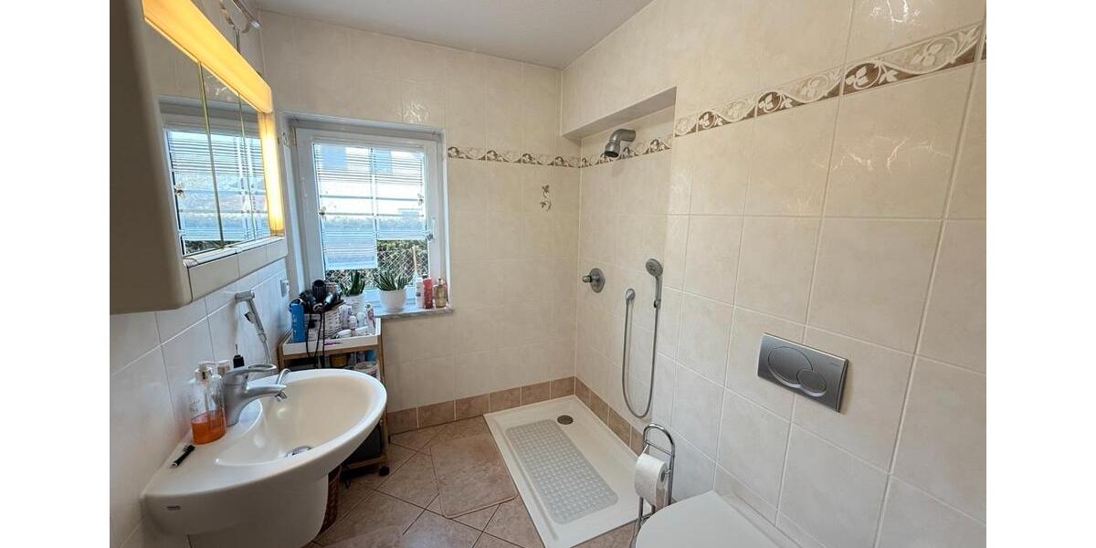 Einfamilienhaus Pyrbaum - 8 Zimmer, 238 m&sup2;, 695.000&euro; | Angebot:25993950