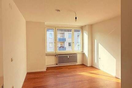 Wohnung Nürnberg Maxfeld - 3 Zimmer, 74 m&sup2;, 1.056&euro; | Angebot:25665858