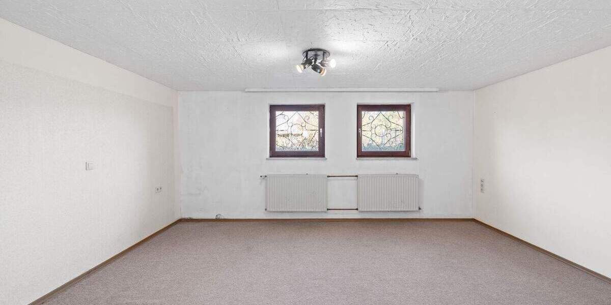 Mehrfamilienhaus, Wohnhaus Hagenbüchach - 1 Zimmer, 261 m&sup2;, 635.000&euro; | Angebot:25670108