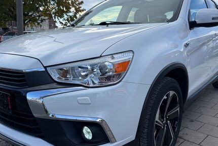 Mitsubishi ASX 106.900 km 11.950 &euro; Fürth 90763