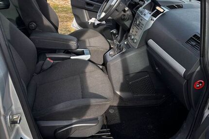 Opel Zafira 225.000 km 3.300 &euro; Stein 90547