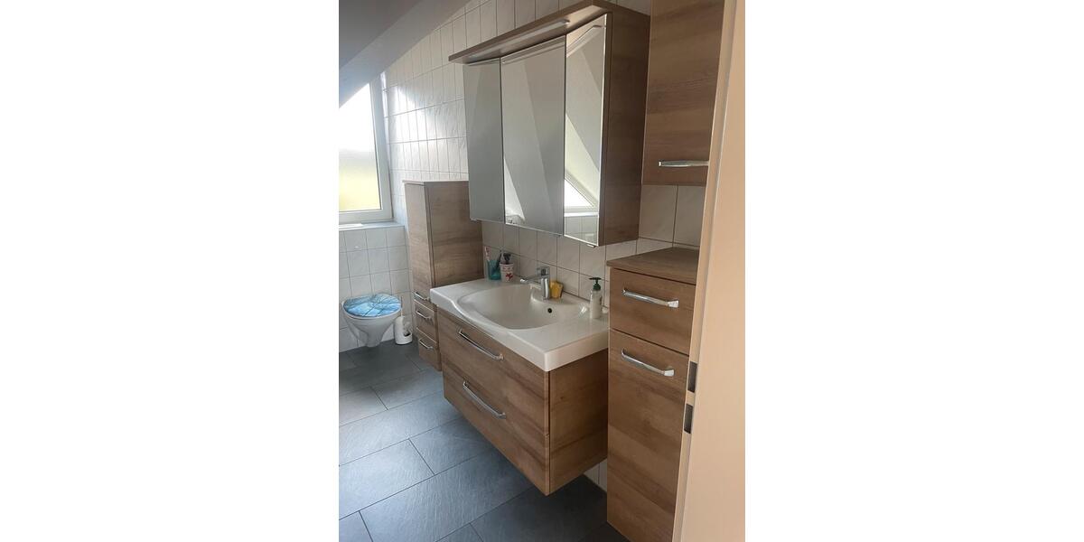 Dachgeschoßwohnung Nürnberg Altenfurt - 3 Zimmer, 79 m&sup2;, 240.000&euro; | Angebot:27281891