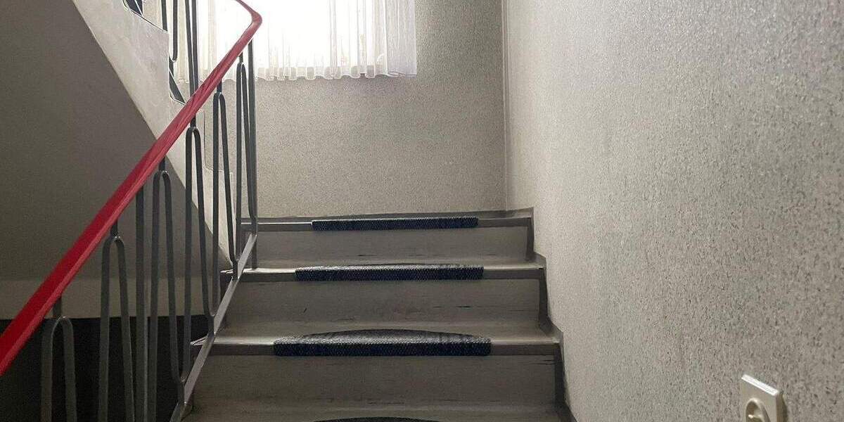 Mehrfamilienhaus, Wohnhaus Neustadt an der Aisch Neustadt - 9 Zimmer, 218 m&sup2;, 750.000&euro; | Angebot:25660943