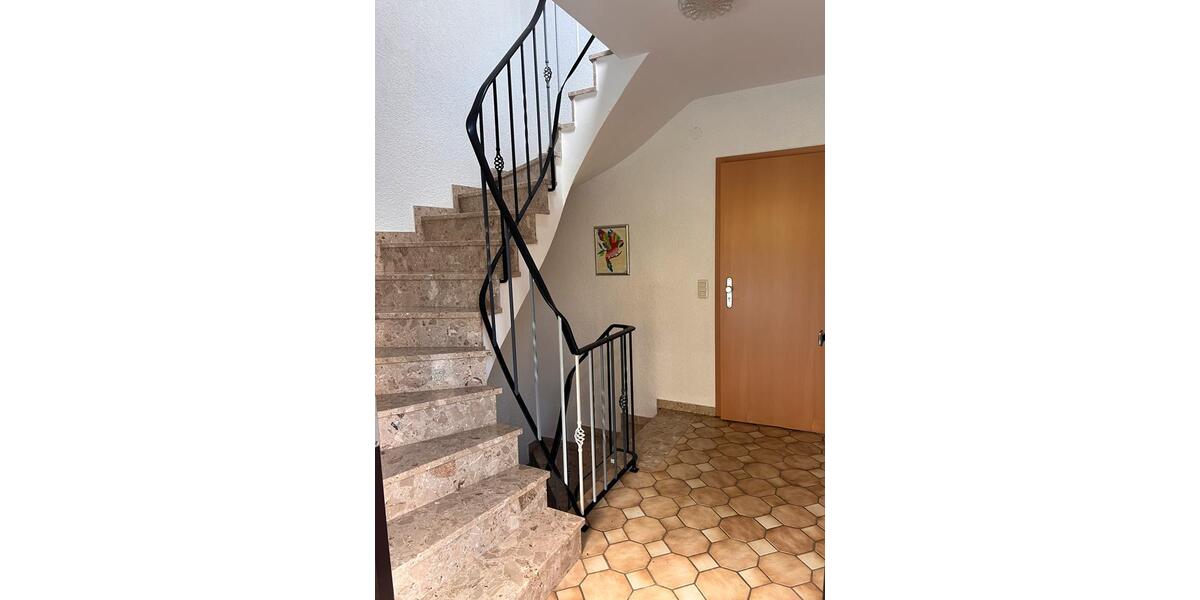 Mehrfamilienhaus, Wohnhaus Igensdorf - 7 Zimmer, 328 m&sup2;, 595.000&euro; | Angebot:26962065